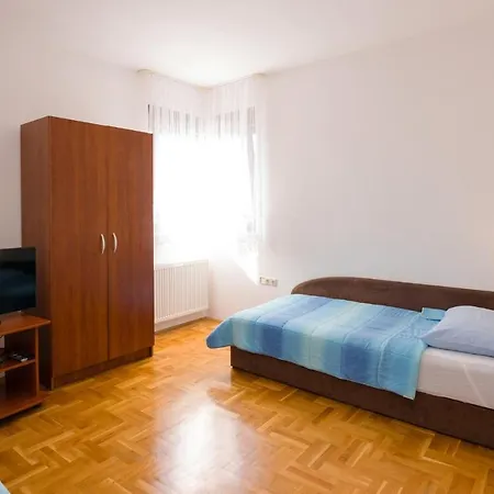 Appartement Two-bedroom In I Zadar