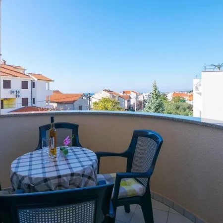 Appartement Two-bedroom In I *